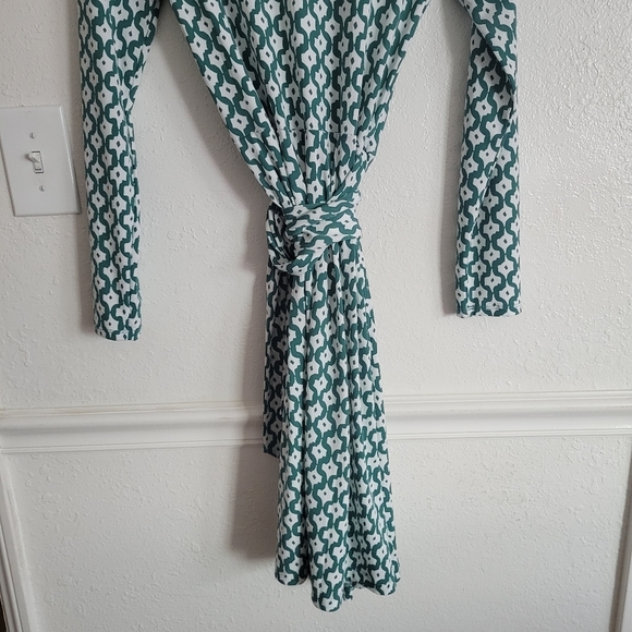 Banana Republic Green White Print Jersey Wrap Dress Small NWT - Picture 6 of 8